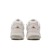 New Balance 2002R