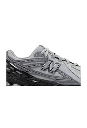 New Balance 1906R